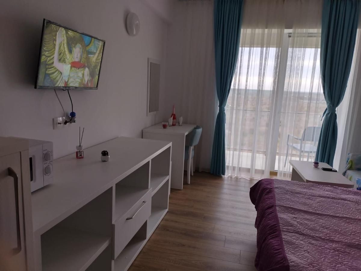 Blaxy Resort Stefi Cu Acces La Piscine Gratuit ดูอาเซชิ ซิ เตร ออกุสต์ ภายนอก รูปภาพ